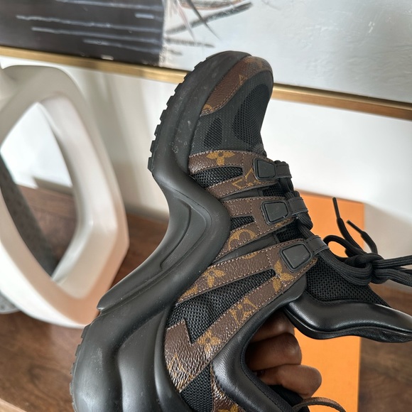 Louis Vuitton Archlight Sneaker - Picture 9 of 16